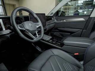 2026 Volkswagen Tavendor I Рестайлинг, зелёный, 6050000 рублей, вид 2