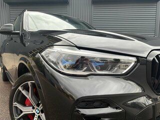 2021 BMW X5 30d IV (G05/G18), чёрный, 6490000 рублей, вид 4