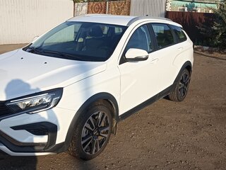 2024 Lada (ВАЗ) Vesta SW Cross I Рестайлинг (NG), белый, 1680000 рублей, вид 2