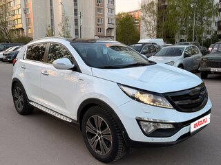 2011 Kia Sportage III, белый, 1240000 рублей, вид 1