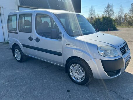 2013 Fiat Doblo I Рестайлинг, серебристый, 749000 рублей, вид 4