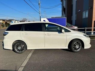 2017 Toyota Wish II Рестайлинг, белый, 1184000 рублей, вид 5