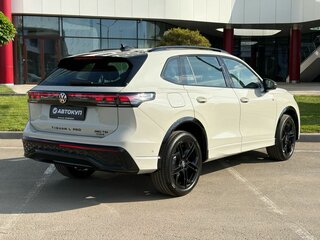 2026 Volkswagen Tiguan L Pro III (China Market), серый, 4895000 рублей, вид 5
