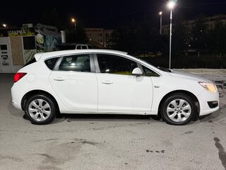 2014 Opel Astra J Рестайлинг, белый, 720000 рублей, вид 4