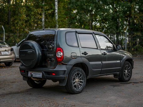 2013 Chevrolet Niva I Рестайлинг, серый, 295000 рублей, вид 2