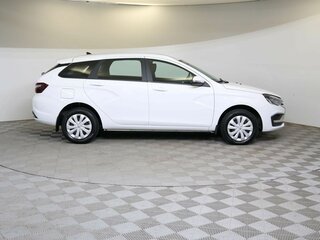 2024 Lada (ВАЗ) Vesta SW I Рестайлинг (NG), белый, 1210000 рублей, вид 4