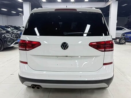 2023 Volkswagen Touran Cross L II, белый, 2078000 рублей, вид 5