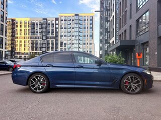 2020 BMW 5 серии 540i xDrive VII (G30/G31/G38) Рестайлинг, синий, 6300000 рублей, вид 5