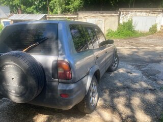 1996 Toyota RAV4 I (XA10), серебристый, 350000 рублей, вид 3