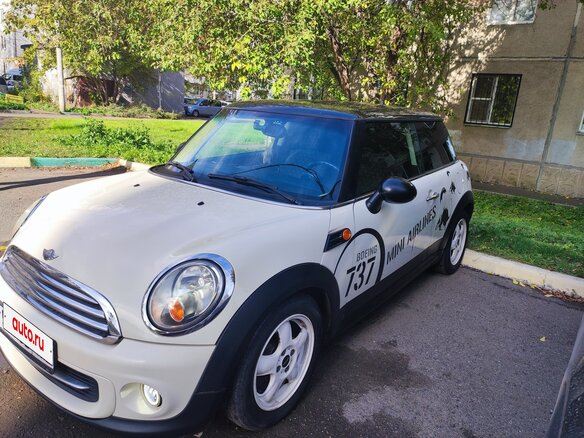 2012 Mini Hatch Cooper II (R56) Рестайлинг, белый, 1100000 рублей