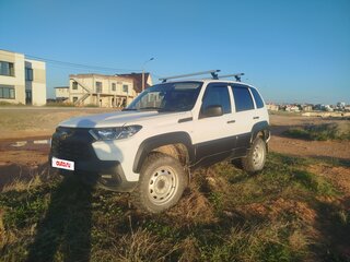 2024 Lada (ВАЗ) Niva Travel I, белый, 1250000 рублей, вид 1