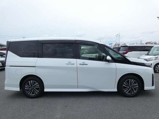 2023 Nissan Serena VI (C28), белый, 2270300 рублей, вид 4