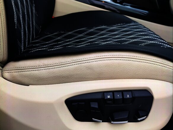 2013 BMW X5 50i III (F15), белый, 3490000 рублей - вид 32