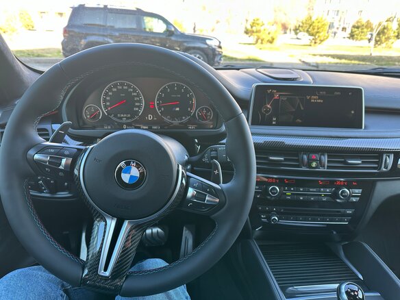 2015 BMW X5 M II (F85), чёрный, 5400000 рублей - вид 11