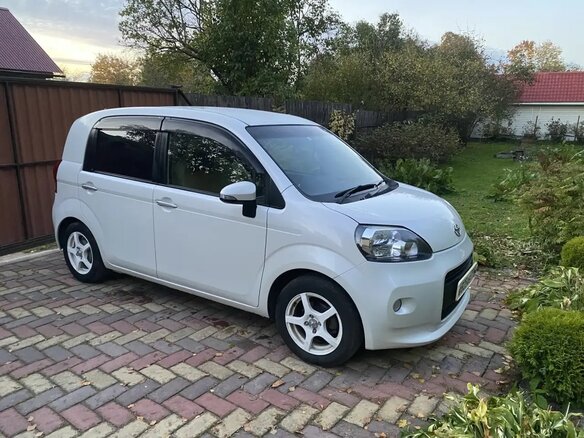 2015 Toyota Porte II, белый, 1050000 рублей