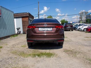 2022 Hyundai Solaris II Рестайлинг, коричневый, 1665000 рублей, вид 5