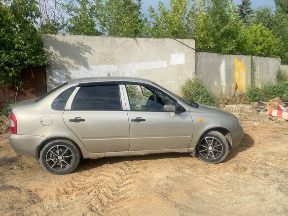 2006 Lada (ВАЗ) Kalina I, серебристый, 140000 рублей - вид 2