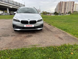 2019 BMW 2 серии Gran Tourer Gran Tourer 216d F46 Рестайлинг, серебристый, 2100000 рублей, вид 2
