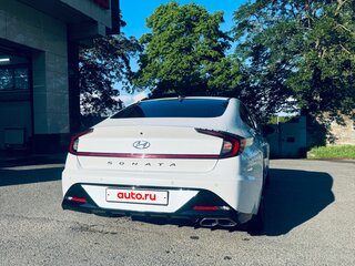 2021 Hyundai Sonata VIII (DN8), белый, 2670000 рублей, вид 4