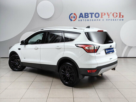 2019 Ford Kuga II Рестайлинг, белый, 1425000 рублей, вид 2