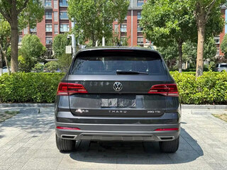 2023 Volkswagen Tharu I, чёрный, 1689001 рублей, вид 5
