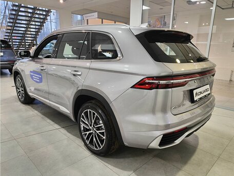 2026 Geely Monjaro I, серебристый, 4644990 рублей, вид 4