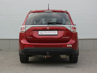 2013 Mitsubishi Outlander III, красный, 1067000 рублей, вид 4