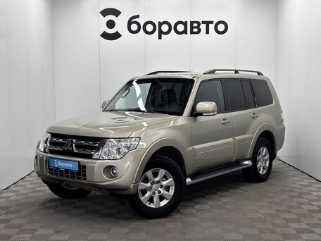 Mitsubishi Pajero IV Рестайлинг 1