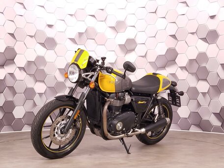 2017 Triumph Street Cup, жёлтый, 599000 рублей, вид 2