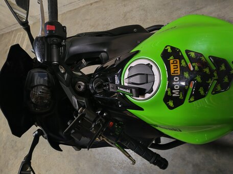 2019 Kawasaki Ninja 650, чёрный, 830000 рублей, вид 5