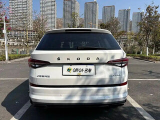 2025 Skoda Kodiaq I Рестайлинг, белый, 3280000 рублей, вид 5