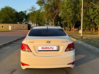 2015 Hyundai Solaris I Рестайлинг, белый, 985000 рублей, вид 3