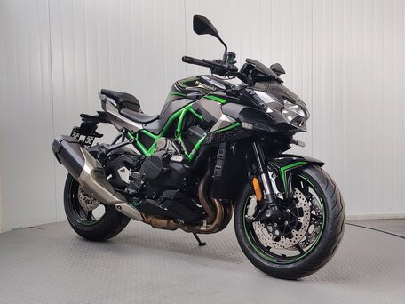 2020 Kawasaki Z H2, чёрный, 1399000 рублей, вид 2