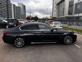 2022 BMW 5 серии 520i VII (G30/G31/G38) Рестайлинг, серый, 4300000 рублей, вид 5