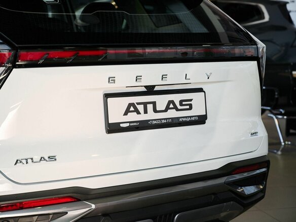2026 Geely Atlas II, белый, 4119990 рублей - вид 5