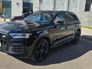 2020 Audi Q7 55 TFSI II (4M) Рестайлинг, чёрный, 6099000 рублей, вид 1