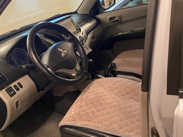 2008 Mitsubishi L200 IV, серебристый, 1570000 рублей - вид 7