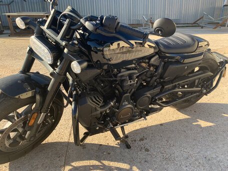 2023 Harley-Davidson Sportster S, чёрный, 1300000 рублей, вид 3