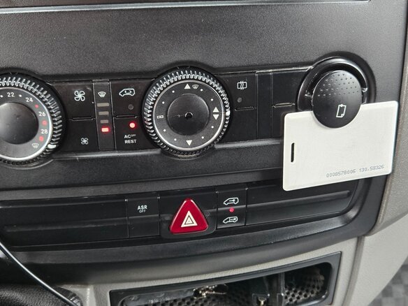 2008 Mercedes-Benz Sprinter, белый, 1400000 рублей - вид 11