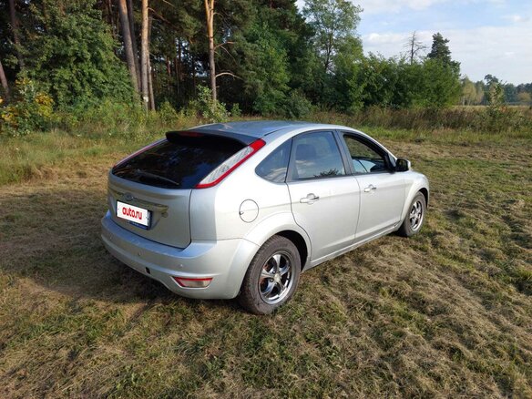2010 Ford Focus II Рестайлинг, серый, 430000 рублей - вид 2