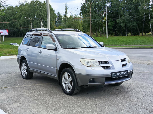 2004 Mitsubishi Outlander I, серебристый - вид 2