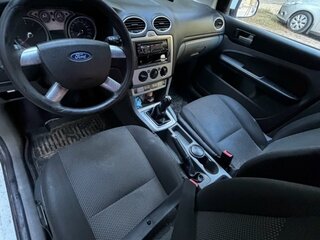 2010 Ford Focus II Рестайлинг, белый, 380000 рублей, вид 5