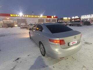 2011 Toyota Avensis III, серебристый, 950000 рублей, вид 5