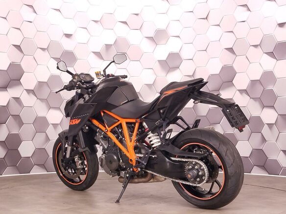 2014 KTM 1290 Super Duke R, чёрный, 899000 рублей - вид 7