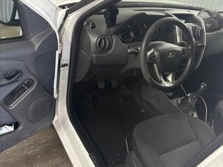 2022 Lada (ВАЗ) Largus I Рестайлинг, белый, 990000 рублей, вид 2