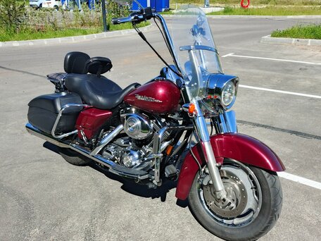 2005 Harley-Davidson Road King, красный, 700000 рублей, вид 1