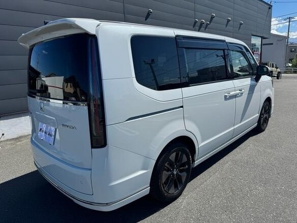 2023 Honda Stepwgn VI, белый, 2125000 рублей - вид 29