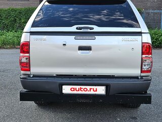 2013 Toyota Hilux VII Рестайлинг, серебристый, 1750000 рублей, вид 2