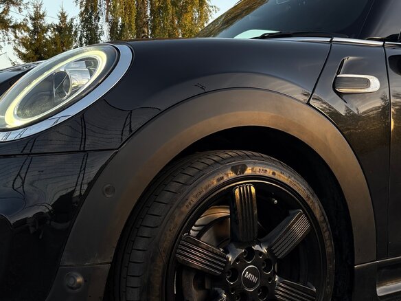 2020 Mini Hatch Cooper D III (F55/F56) Рестайлинг, чёрный, 1980000 рублей - вид 13