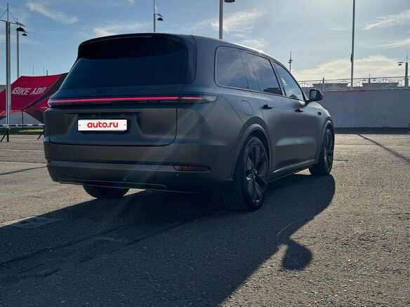2023 Li Auto (Lixiang) L9 44.5 kWh I, серый, 5350000 рублей - вид 6